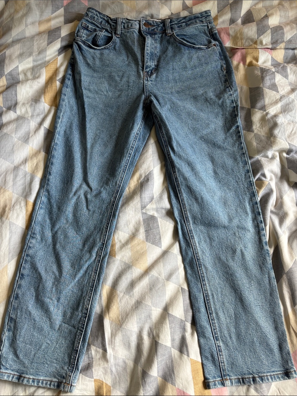 Fashion Nova women's Straight leg Jeans in Light Blue